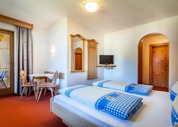 ゲストハウス Haus Windegg